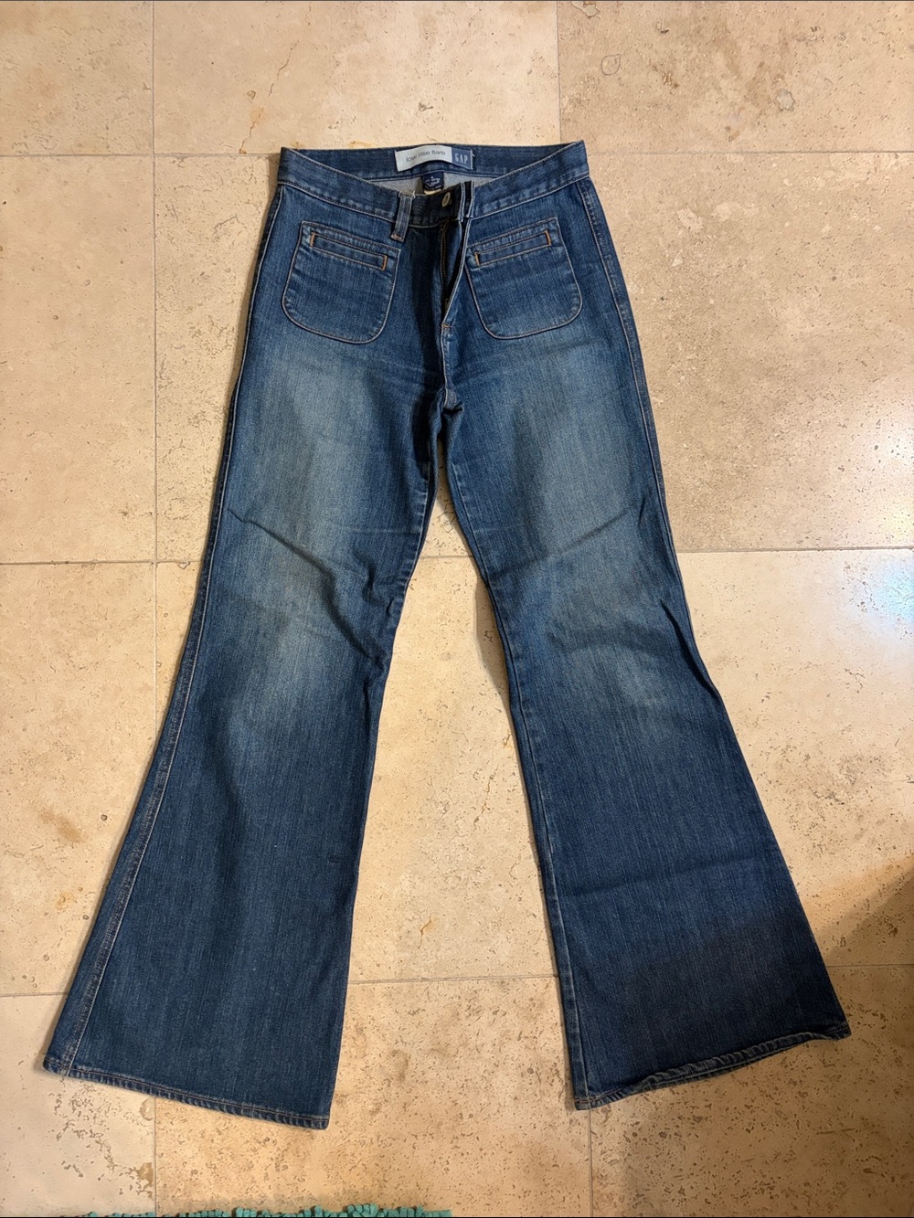 Super VINTAGE 2001 GAP Dark Blue Flare Jeans with Front Patch Pockets